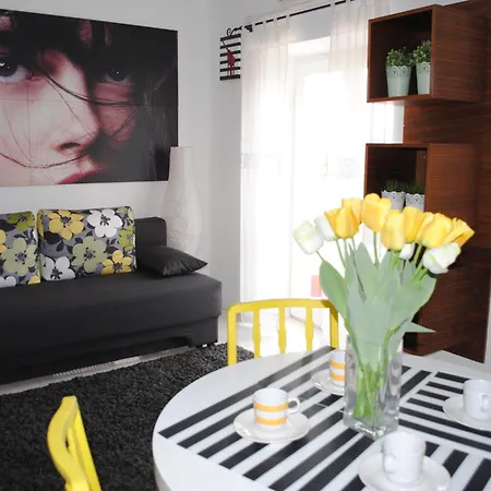 Lui Apartment Makarska Exterior photo